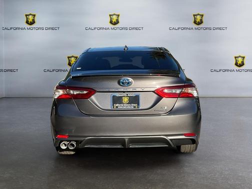 2020 Toyota Camry SE