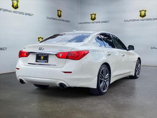 2016 INFINITI Q50 Hybrid Base
