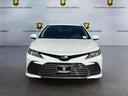 Ice Cap 2023 Toyota Camry LE
