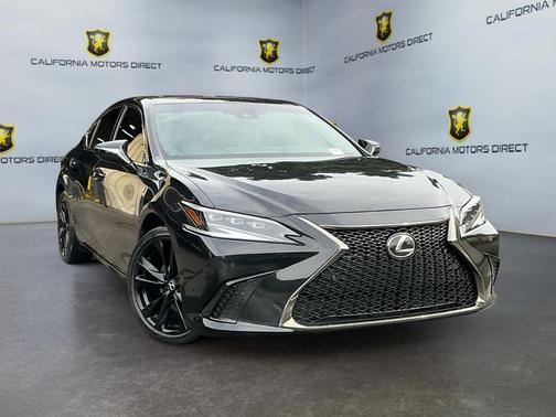 2023 Lexus ES 300h F SPORT Handling