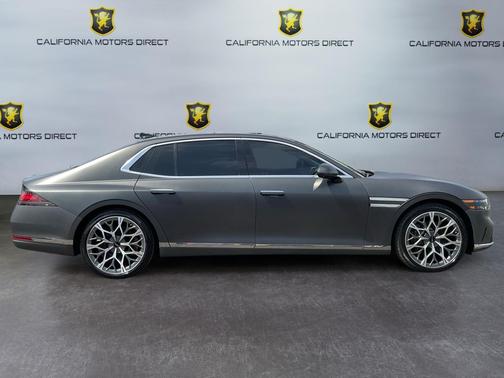 Makalu Gray 2023 Genesis G90 3.5T e-SC AWD