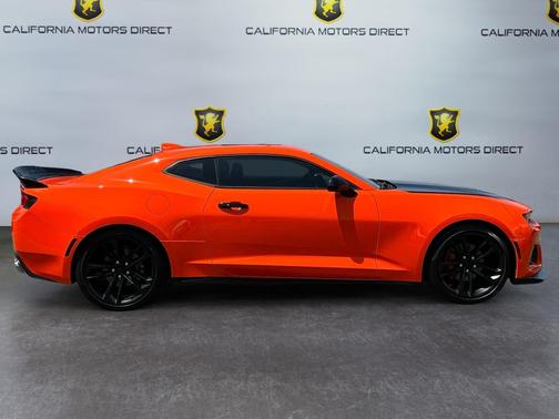 Nightfall Gray Metallic 2017 Chevrolet Camaro 2LT