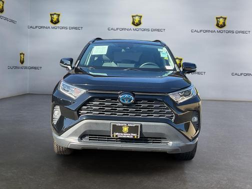 2021 Toyota RAV4 Hybrid XLE