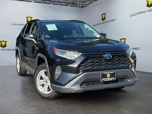 2021 Toyota RAV4 Hybrid XLE