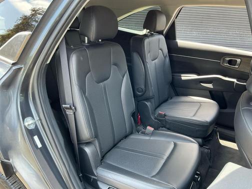Gravity Grey 2023 Kia Sorento EX