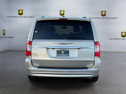 2016 Chrysler Town & Country Limited
