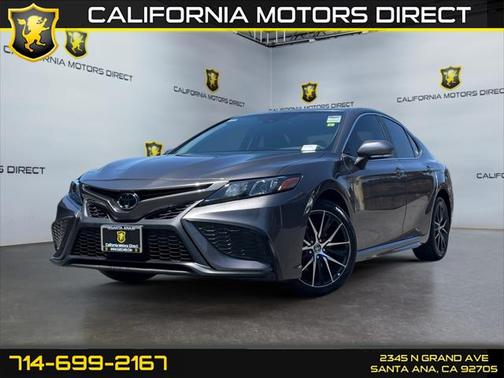 2022 Toyota Camry SE