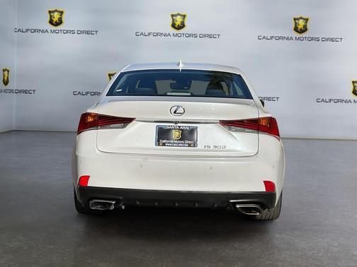 2018 Lexus IS 300 Base