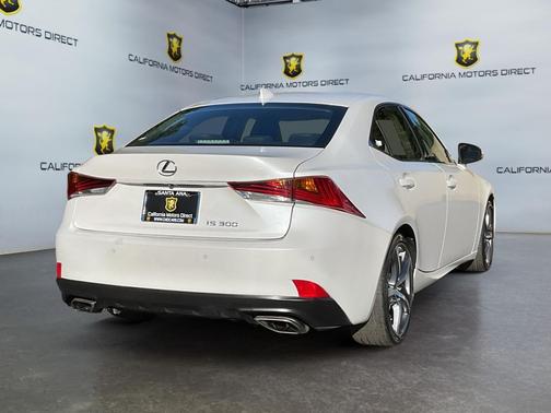 2018 Lexus IS 300 Base