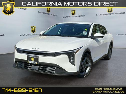 2025 Kia K4 LXS