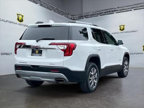 2023 GMC Acadia AWD SLT