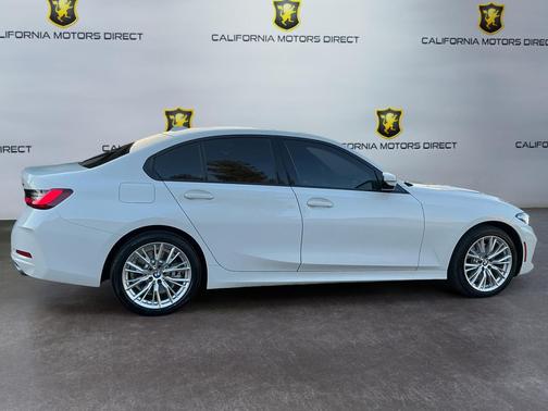 2023 BMW 330 330i
