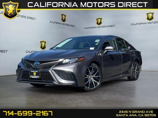 2024 Toyota Camry Hybrid SE