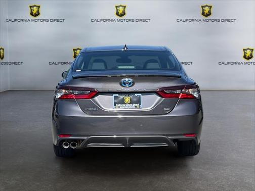 2024 Toyota Camry Hybrid SE