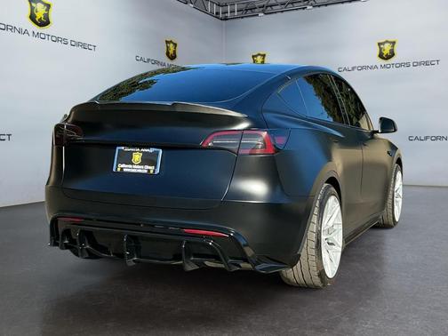 2023 Tesla Model Y Performance Dual Motor All-Wheel Drive