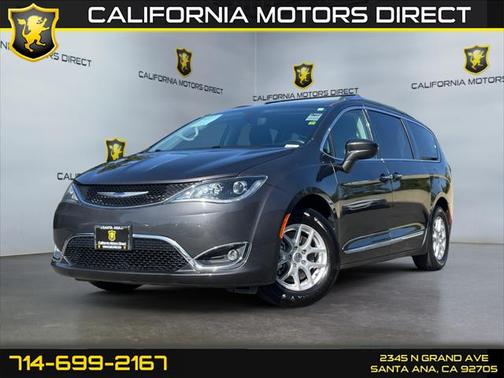2020 Chrysler Pacifica Touring L