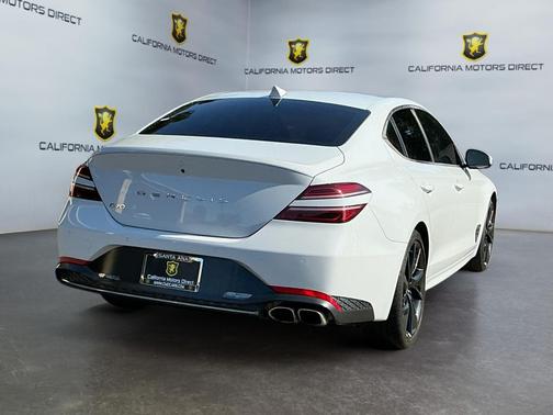 2023 Genesis G70 2.0T RWD