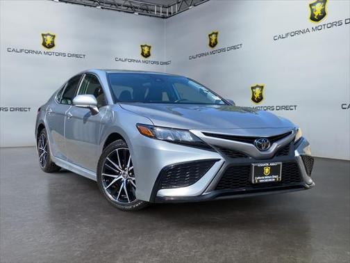 2022 Toyota Camry SE