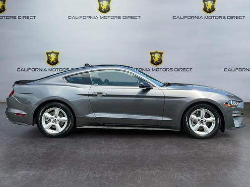 2021 Ford Mustang EcoBoost