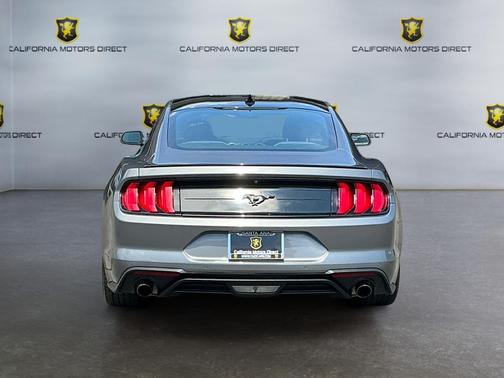 2021 Ford Mustang EcoBoost