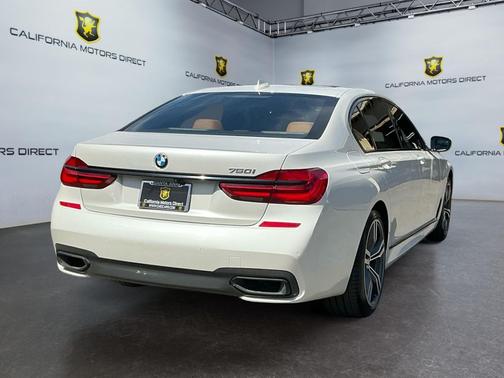 2019 BMW 750 I