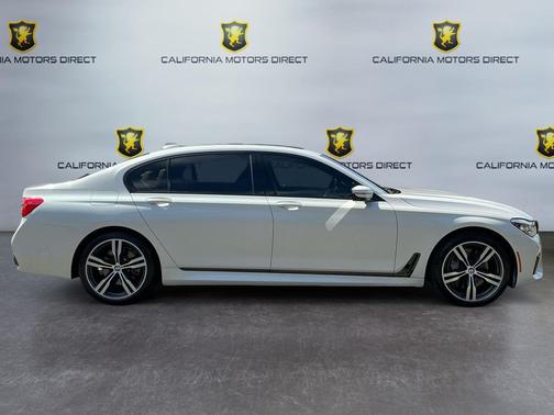 2019 BMW 750 I