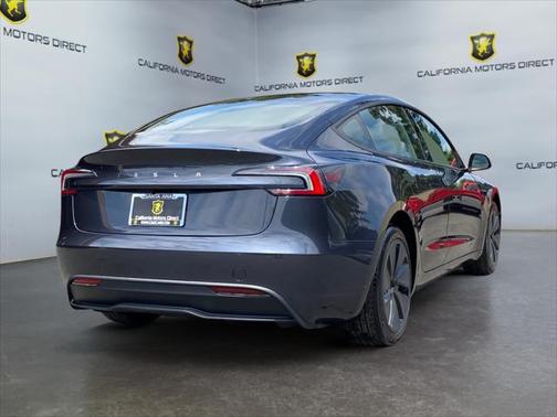 2025 Tesla Model 3 Long Range