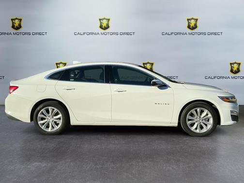 Summit White 2023 Chevrolet Malibu FWD 1LT