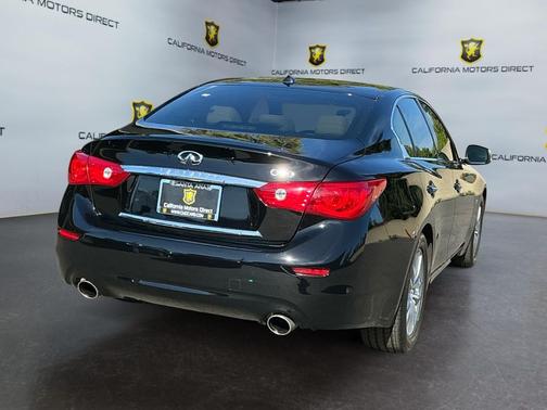 2015 INFINITI Q50 Premium