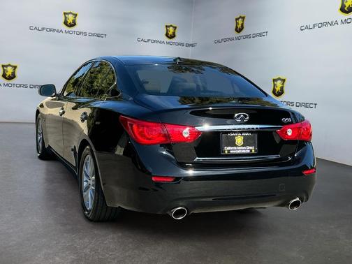 2015 INFINITI Q50 Premium