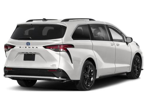 2024 Toyota Sienna XSE 7 Passenger