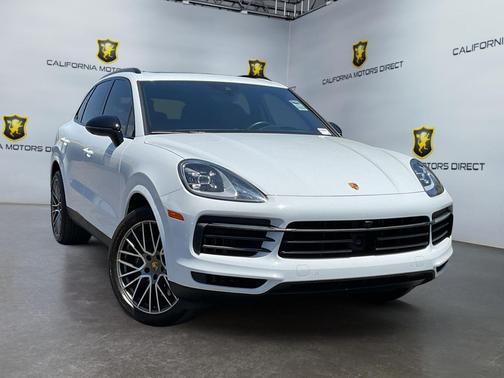 White 2023 Porsche Cayenne Cayenne