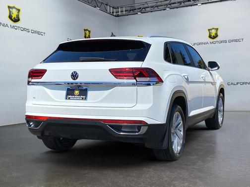 2022 Volkswagen Atlas Cross Sport 2.0T SE w/Technology