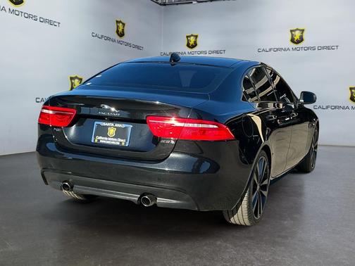 2017 Jaguar XE 35t Prestige