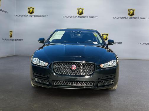 2017 Jaguar XE 35t Prestige