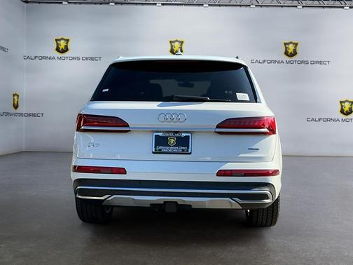 2021 Audi Q7 45 Premium