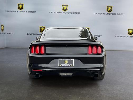 2016 Ford Mustang V6