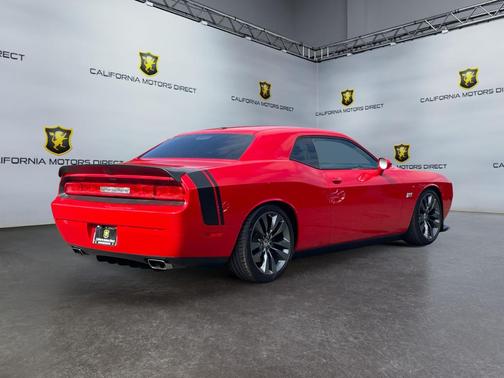 2014 Dodge Challenger SRT8