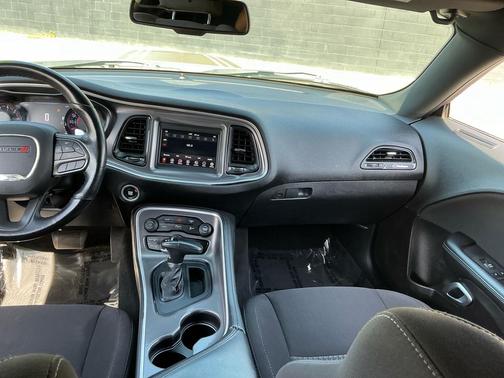 White Knuckle Clearcoat 2021 Dodge Challenger GT