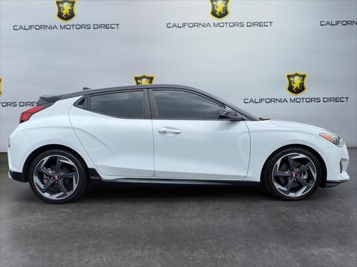 2020 Hyundai Veloster Base