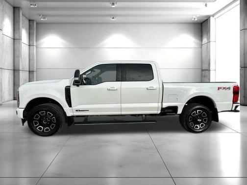 2025 Ford F-350 Platinum