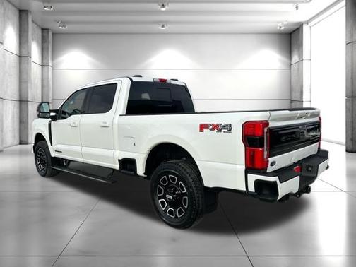 2025 Ford F-350 Platinum