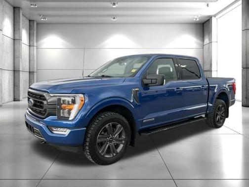 Atlas Blue Metallic 2022 Ford F-150 XLT