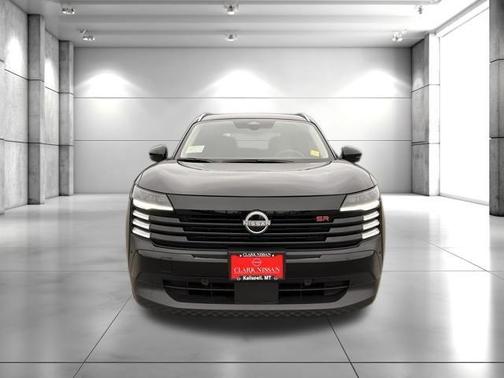 Super Black 2025 Nissan Kicks SR