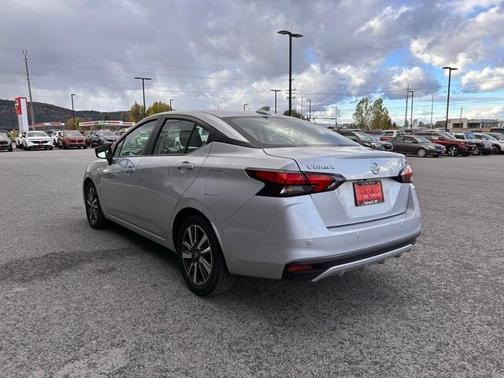 2021 Nissan Versa 1.6 SV