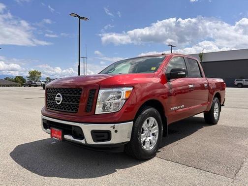2019 Nissan Titan SV