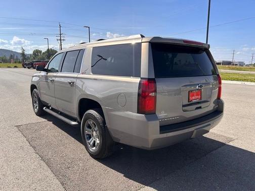 2017 Chevrolet Suburban LT