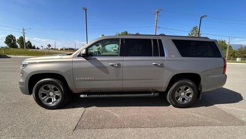 2017 Chevrolet Suburban LT