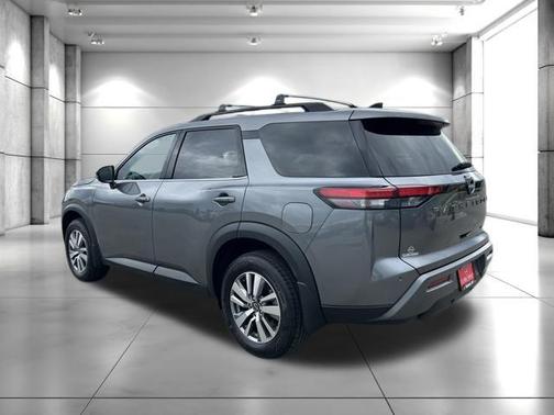 Gun Metallic 2026 Nissan Pathfinder SL