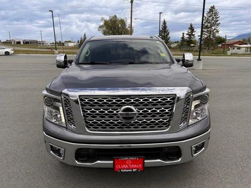 2019 Nissan Titan SL